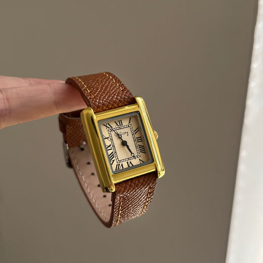 [ sumi's choice] Fashion style elegant new ladies watch Korean version